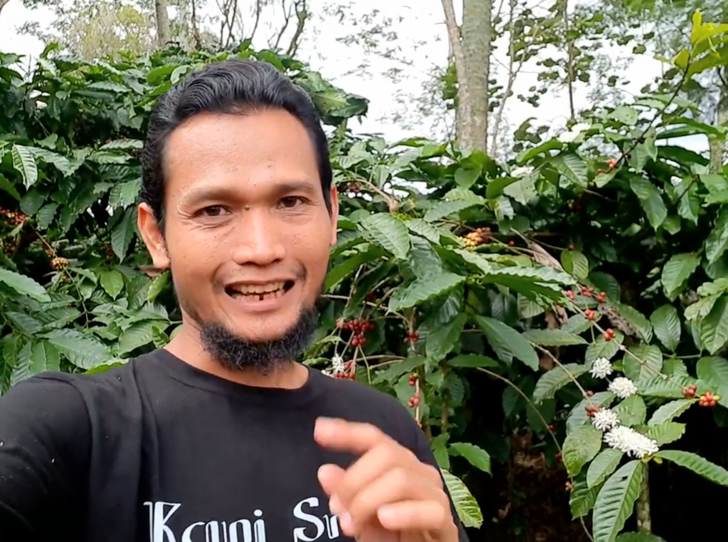 Mengenal Nur Sakti Seorang Roaster yang Berdedikasi di Bidang Kopi Nusantara